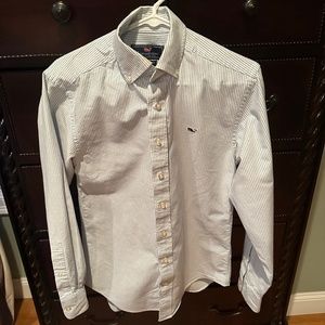 Vineyard Vines blue and white striped oxford button down XS